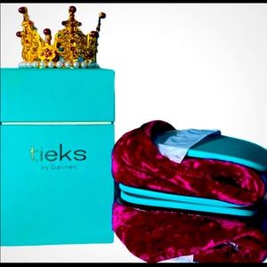 Tieks Tyrian Ballet Flats